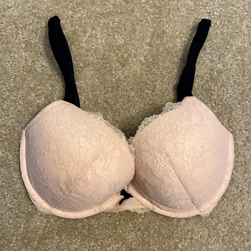 Victoria’s Secret Dream Angels Push Up Bra 32DDD